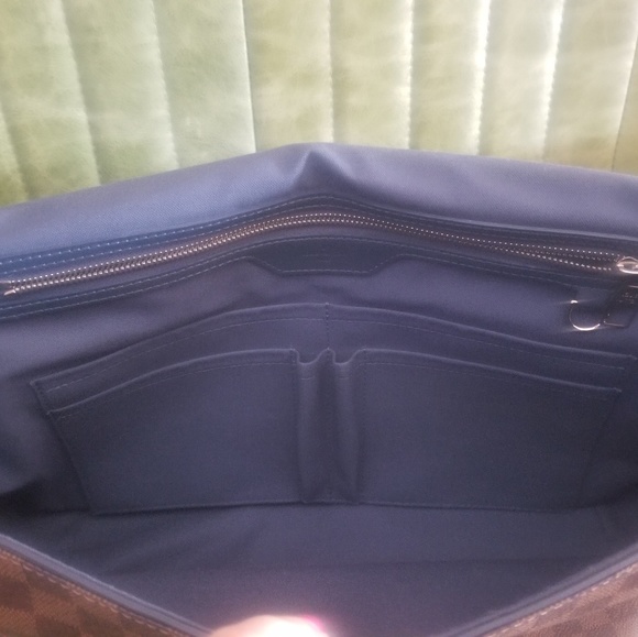 Louis Vuitton Messenger  bag - Picture 3 of 4